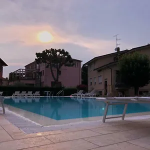 Apartment Casa Savoia Desenzano del Garda