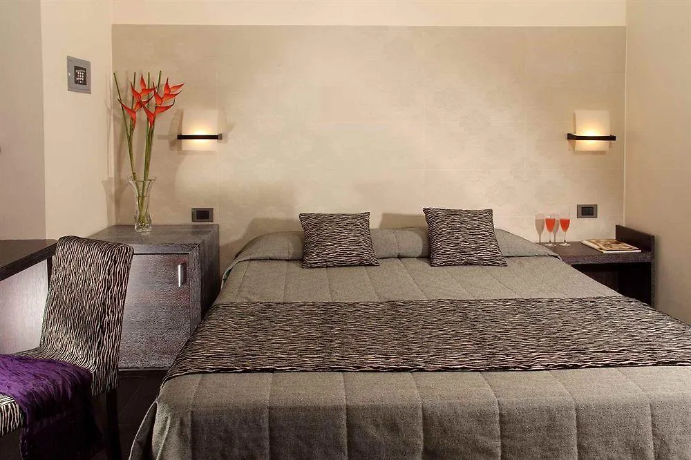 Class House Rome Italy